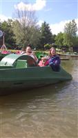 Met mama en Inge op de waterfiets,