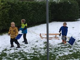 Hard werken in de sneeuw.